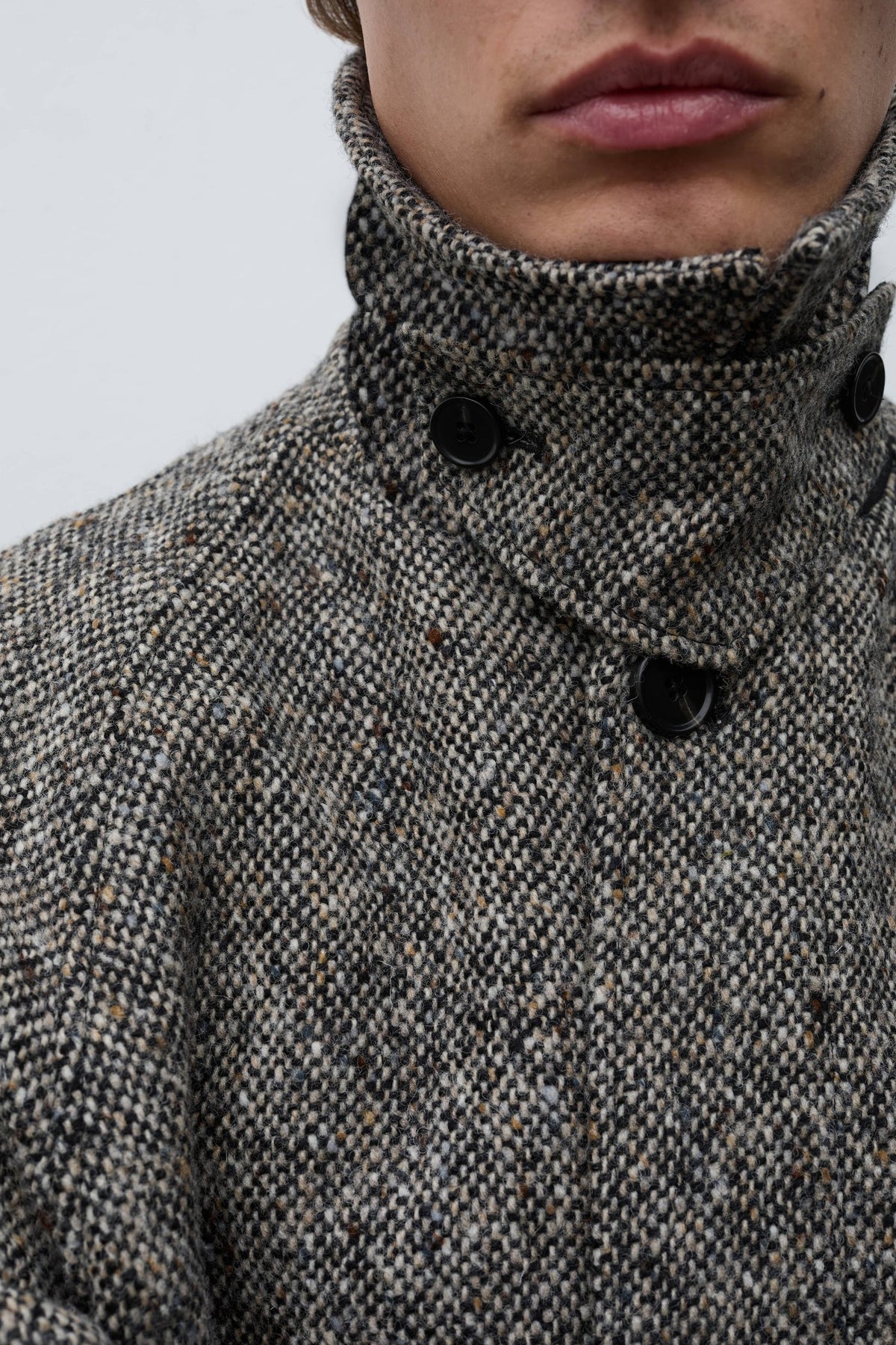 Reilstad Donegal Wool Balmacaan Raglan Coat - Charcoal Melange-Norse Projects-W2 Store